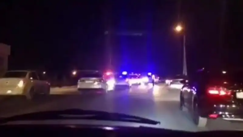 Полицейские задержали водителя после лихой погони в Атырау