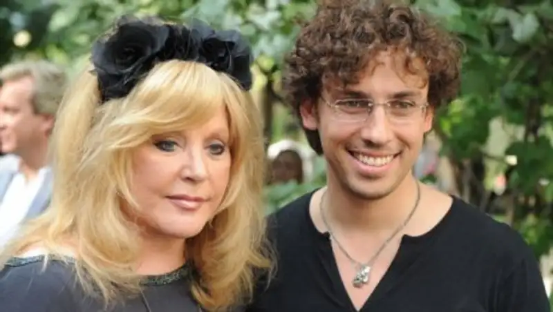 Пугачёва призналась, что спит с Галкиным в разных кроватях