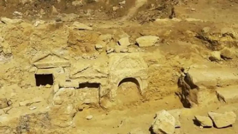 В африканской пустыне нашли руины загадочного храма