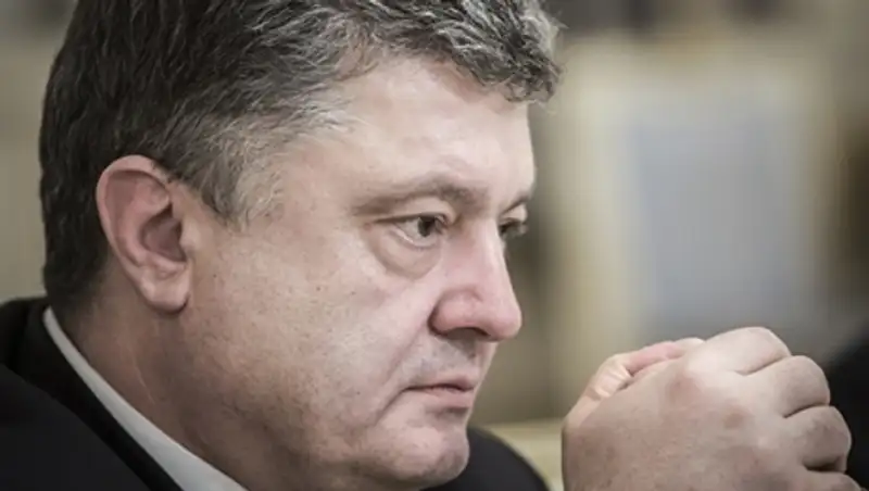 Порошенко сообщил о 50 тыс. российских военных у границ Украины