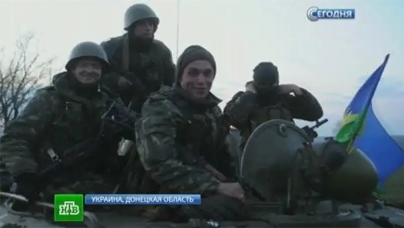 Минобороны Украины обещает покарать активистов, похитивших военнослужащих