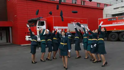 ДЧС города Алматы, флешмоб, фото - Новости Zakon.kz от 07.03.2022 23:46