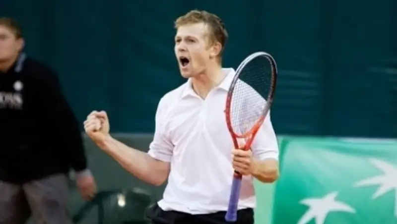 Голубев в паре с Истоминым пробился во второй круг Australian Open