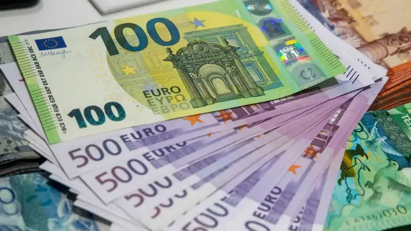 Курсы валют в обменниках Казахстана на 30 июня