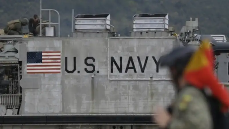 Власти японской префектуры Окинавы угрожают блокировать строительство авиабазы США