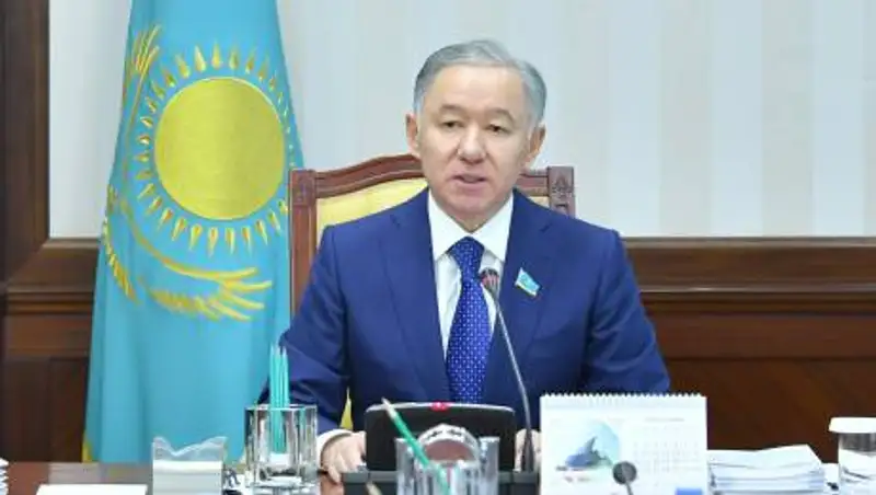 Нигматулин: Законопроекты по восстановлению экономического роста – в повестке дня Мажилиса