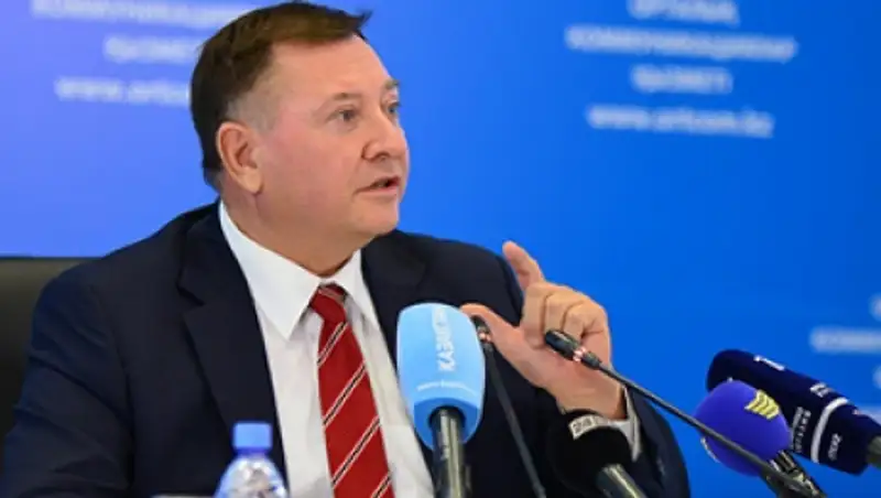 Радостовец: Казахстану нужно заморозить повышение тарифов на услуги естественных монополий