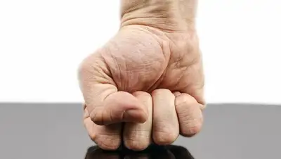 Палодарец ударил жену, фото - Новости Zakon.kz от 21.08.2022 13:11