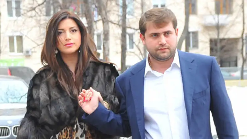 Муж певицы Жасмин объявлен в международный розыск