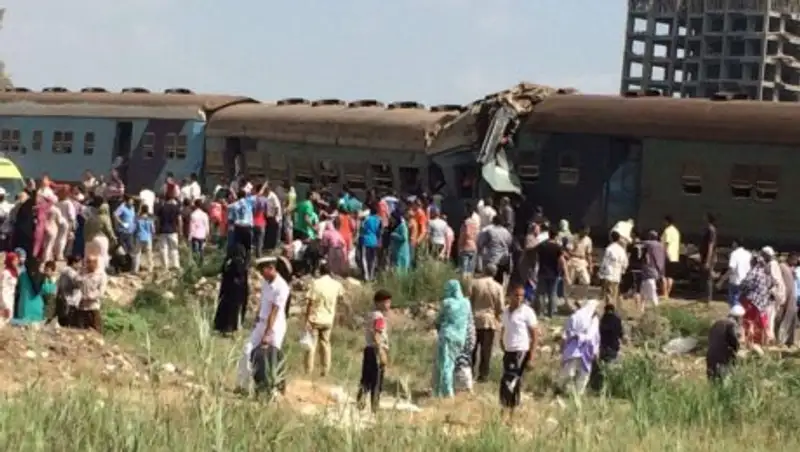 Названа возможная причина столкновения двух поездов в Египте