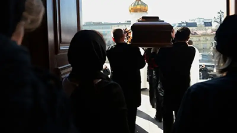 Валентина Распутина похоронили в Иркутске