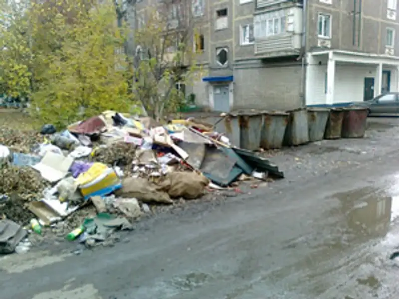 Петропавловские полицейские активизировали рейды по выявлению фактов мелкого хулиганства, фото - Новости Zakon.kz от 12.10.2012 17:11