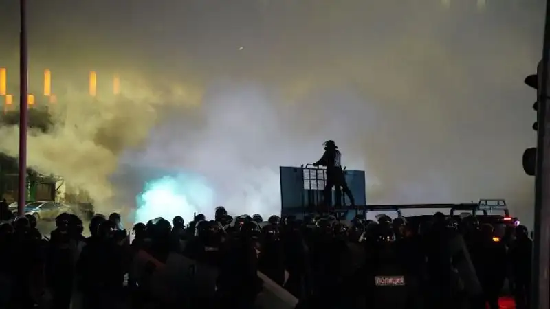 По следам январских событий: как "отбивались" ДП, больница и аэропорт в Алматы