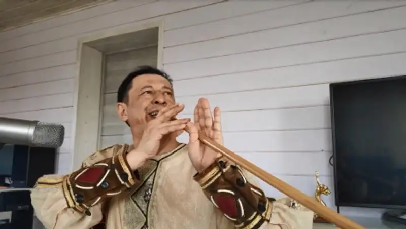 Башкирский кураист поддержал челлендж ко Дню единства народа Казахстана