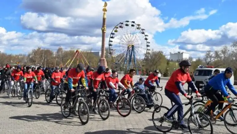 Против коррупции на велосипедах!