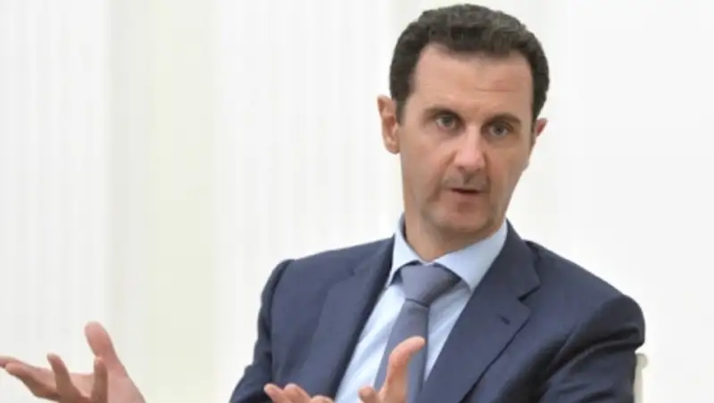 СМИ: Москва готова принять отставку Асада