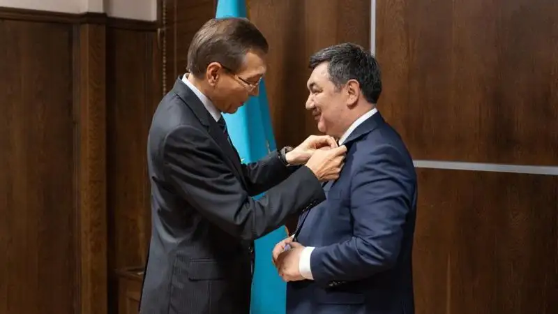 Дархана Кыдырали зарегистрировали депутатом Сената, фото - Новости Zakon.kz от 27.09.2023 19:42
