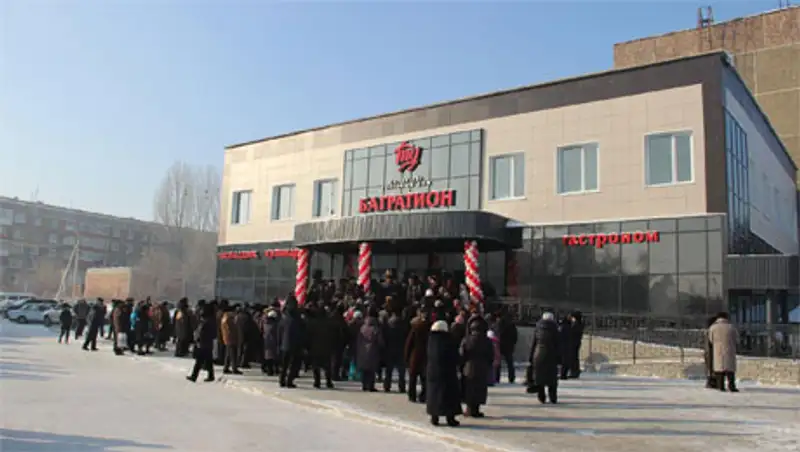 В День Первого Президента в Усть-Каменогорске открылся новый торговый дом