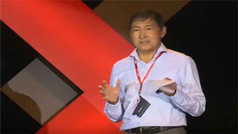 Е.Сагадиев расcказал на каком языке нужно обучать казахстанских детей