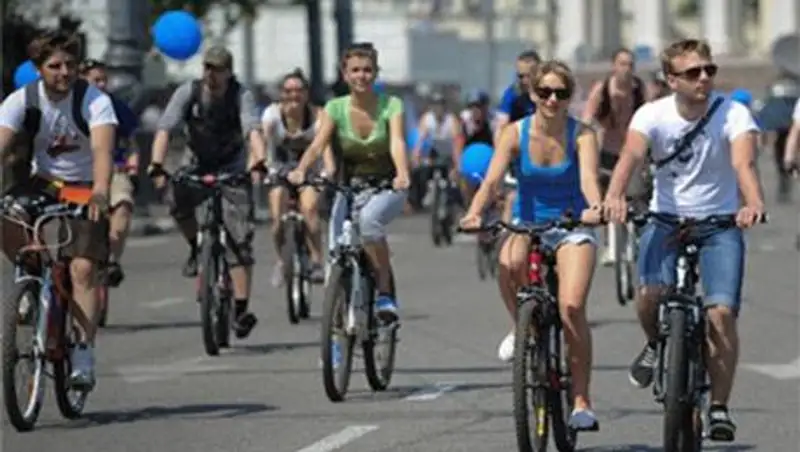 Алматинские велосипедисты предложили убрать из города автомобили