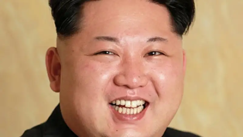 Портрет Ким Чен Ына без ретуши вдохновил интернет-пользователей на фотожабы
