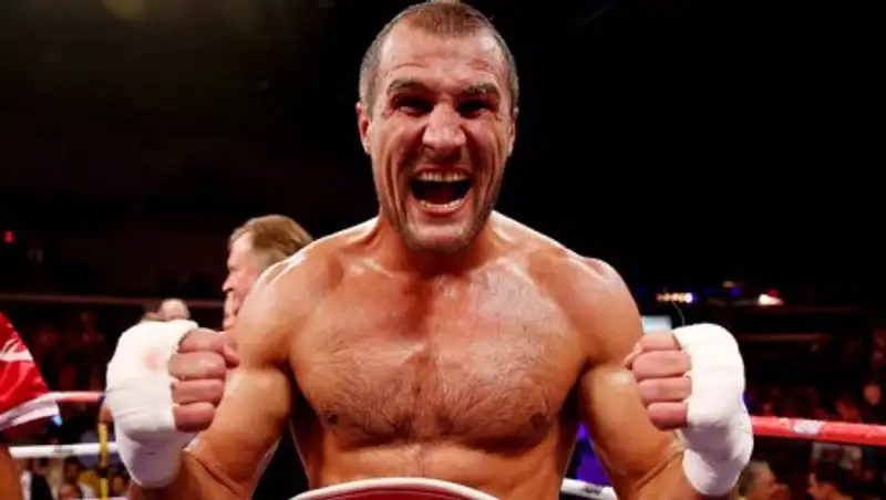 Россиянин Ковалев стал чемпионом мира по версии WBO