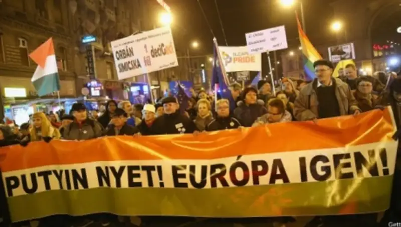 В Венгрии прошла акция протеста против визита Путина