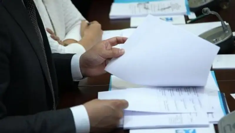 Казахстанские банки конкурируют за средства добывающих компаний