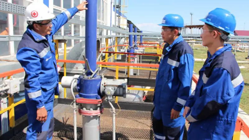 270 студентов проходят профессиональную практику на предприятиях "КазТрансОйл"