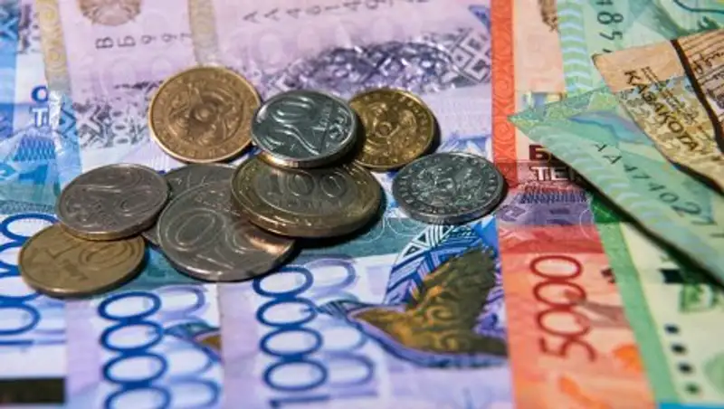 Пенсионные накопления казахстанцев увеличились на 18% за год