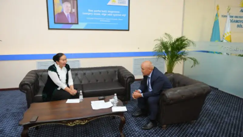 Умирзак Шукеев провел общественный прием граждан в партии Nur Otan