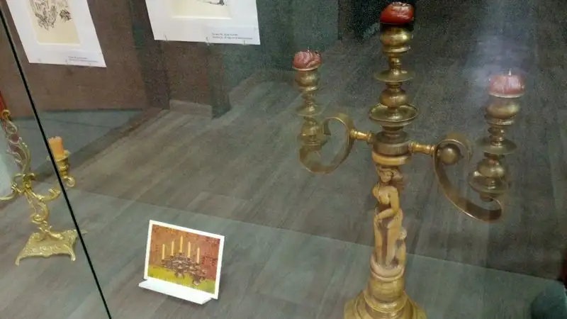 подсвечники, фото - Новости Zakon.kz от 02.06.2023 15:06