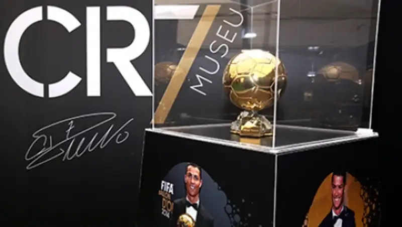 ФИФА назвала имена трех претендентов на «Золотой мяч»