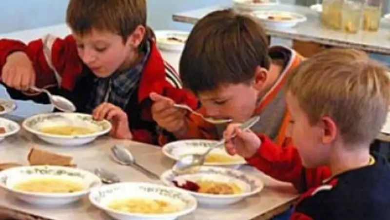 В Казахстане стартует декадник по организации школьного питания