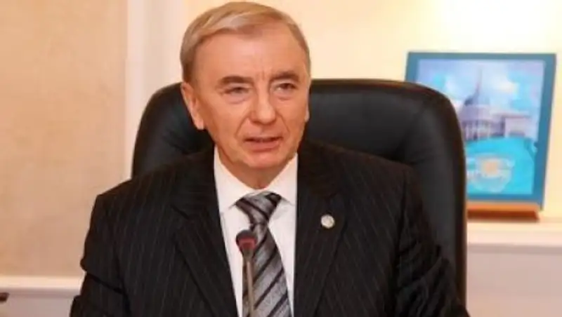 Игорь Рогов: Поправки в Конституцию согласуются с ней и не посягают на установленные ею ценности