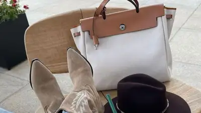 сумка, блогеров обманули на 96 млн тенге, фото - Новости Zakon.kz от 22.08.2023 12:50