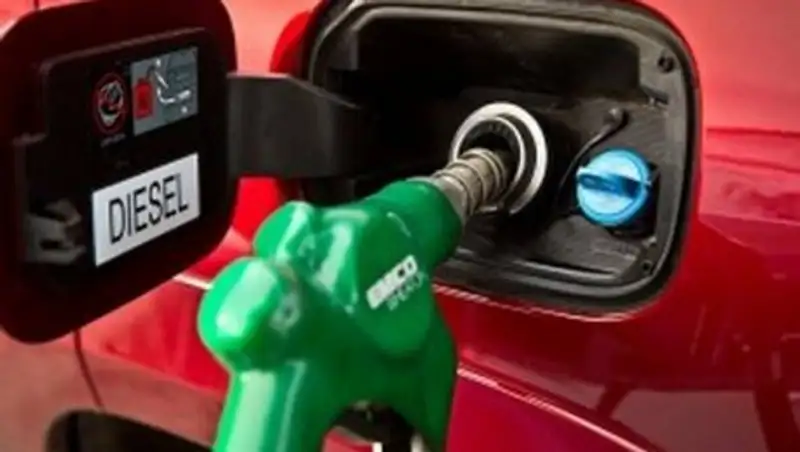 Залили бензин вместо дизеля: владелец авто выиграл суд у АЗС