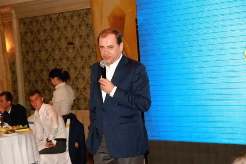 ФК «Кайрат» наградили медалями ФК «Кайрат» наградили медалями, фото - Новости Zakon.kz от 06.11.2013 03:40