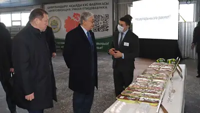 Президент посетил птицефабрику в Рудном, фото - Новости Zakon.kz от 21.01.2023 16:51