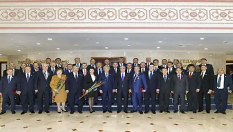 Сенаторы удостоены государственных наград