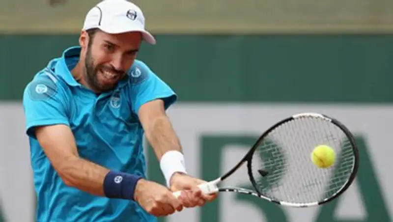 Михаил Кукушкин проиграл Энди Маррею в первом круге "Уимблдона"