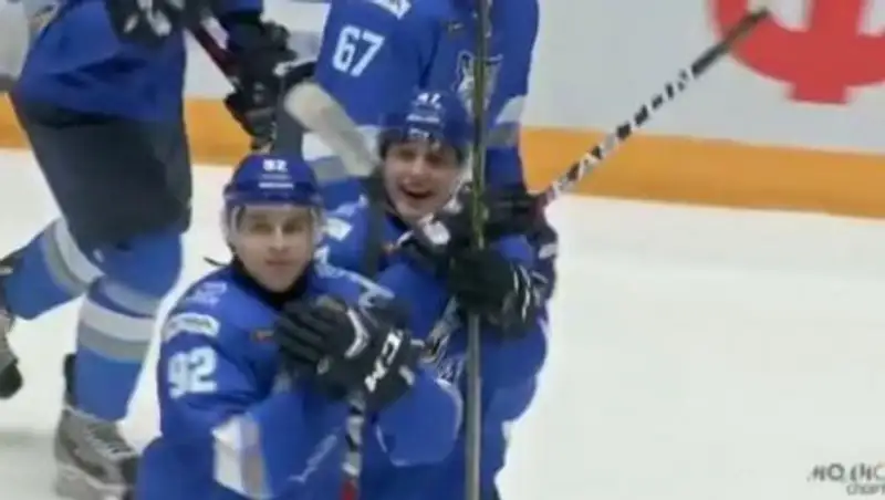 «Снежные Барсы» танцем Ольги Бузовой отпраздновали гол в казахстанском дерби МХЛ