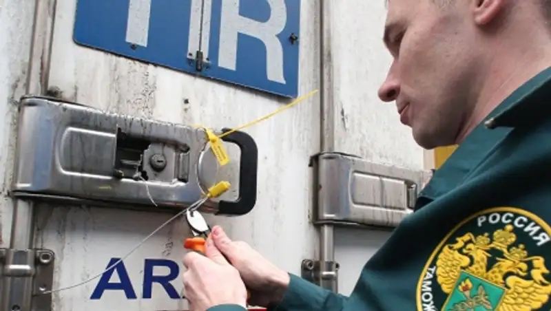 НПП просит таможню РФ пропустить казахстанские фуры с турецким товаром