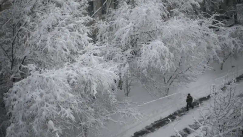 14 ноября на большей части Казахстана сохраняются осадки, туман, гололед, усиление ветра