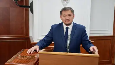 Саясат Нурбек присяга, фото - Новости Zakon.kz от 15.06.2022 12:11