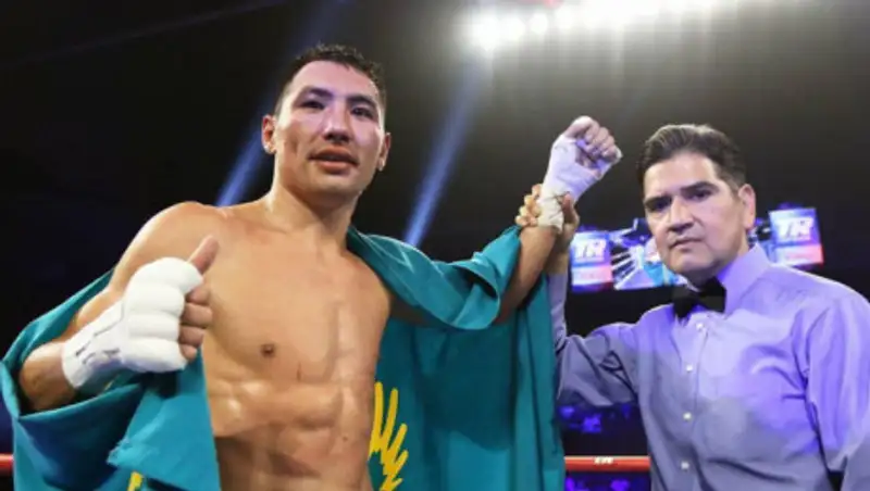 Растерзал и уничтожил. В США восхитились победой боксера Алимханулы