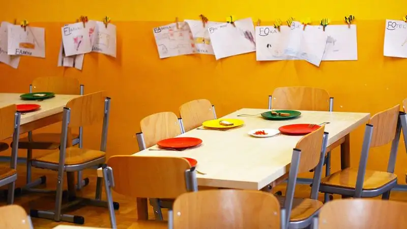 В Экибастузе детские сады и почти все школы возобновят работу с понедельника