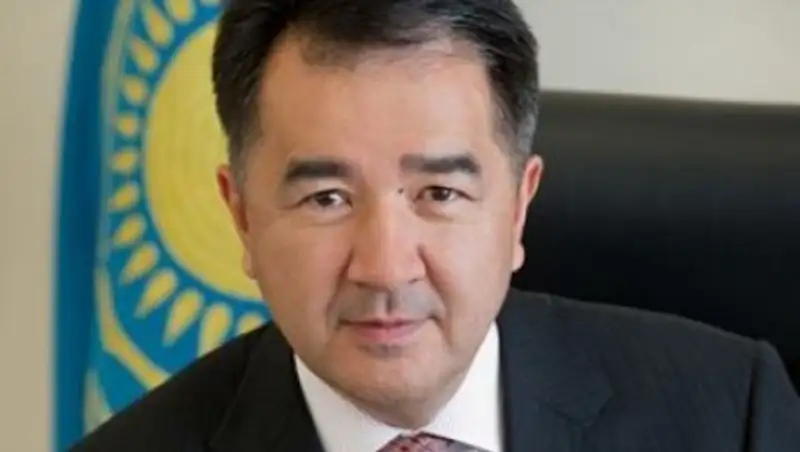 Сагинтаев поручил госорганам занять жесткую позицию по защите прав потребителей