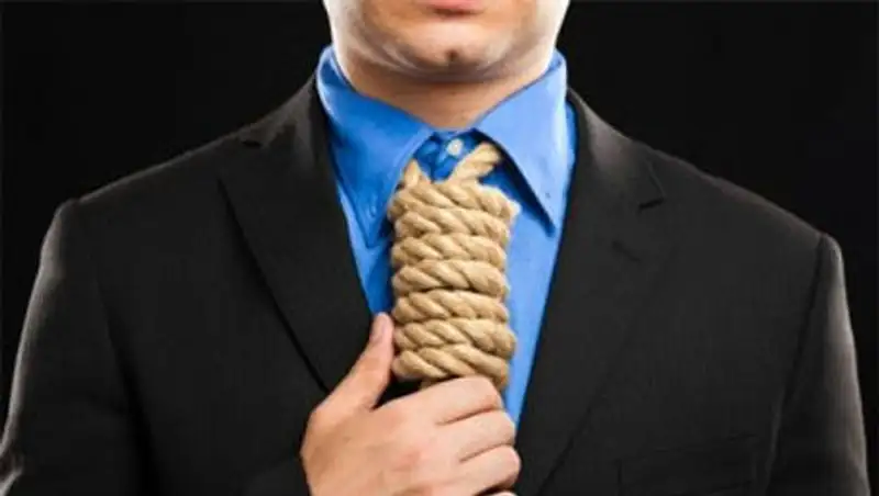 В Актобе мужчина попросил прощения у детей и повесился