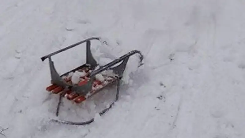 В ВКО 12-летней мальчик на санях попал под колёса автомобиля